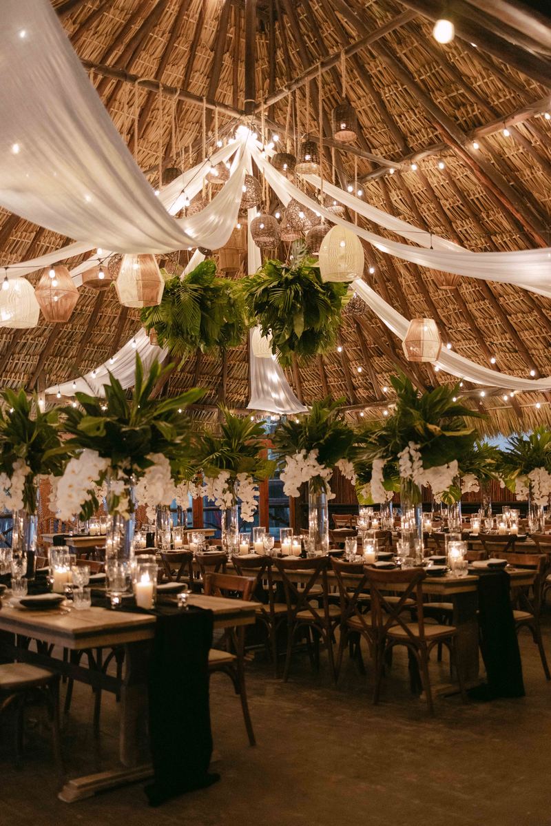Lilo & Britt · palapa reception set-up