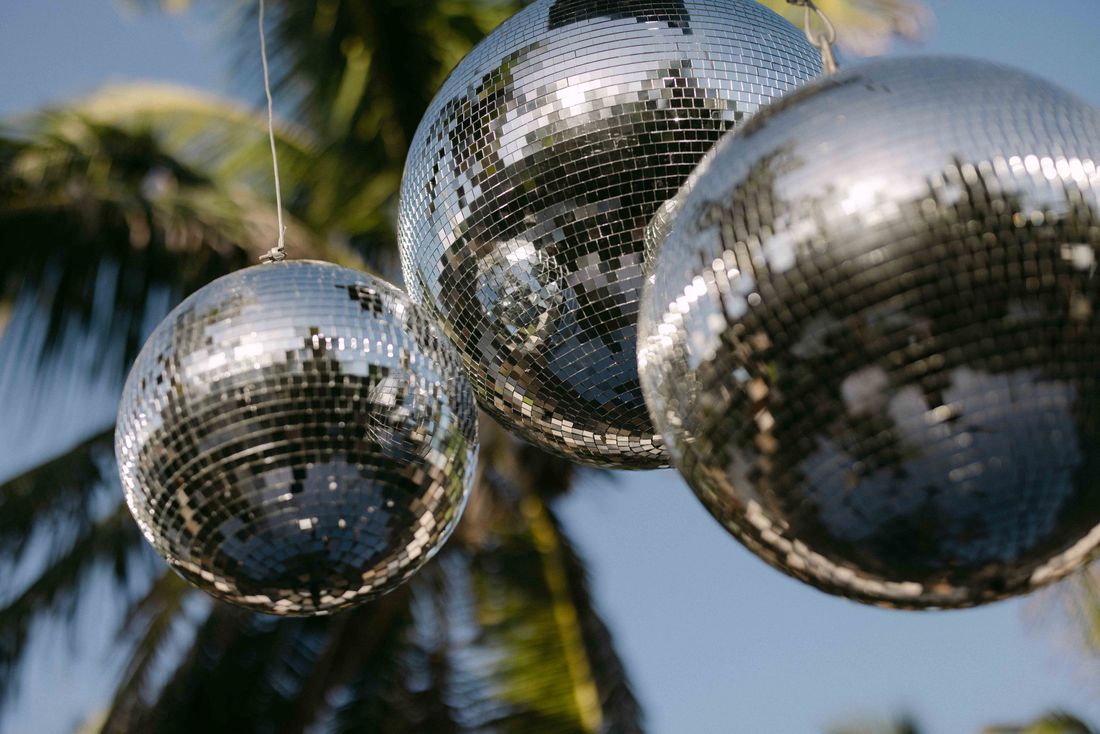 Disco balls in the jungle · Tulum