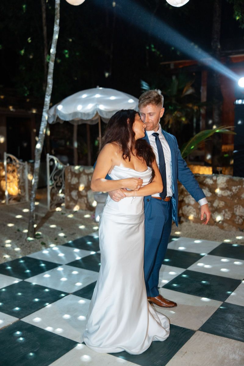First dance · Tulum