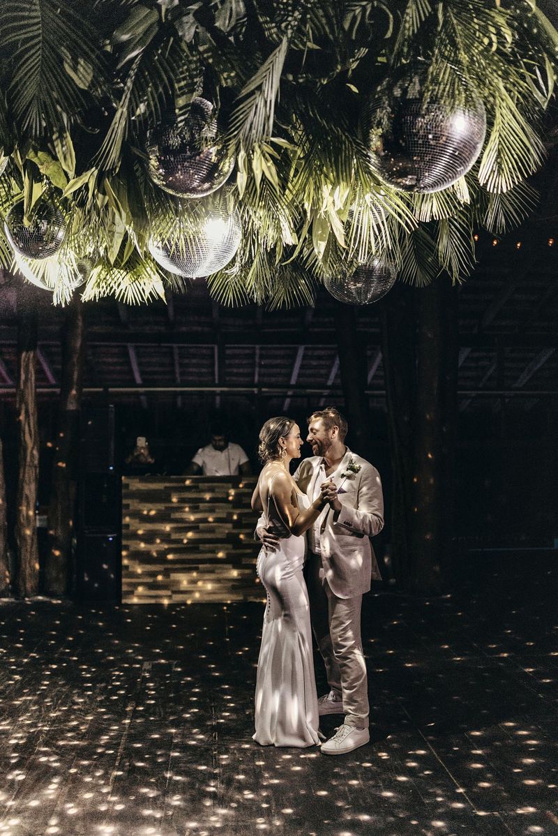 Bride by the sea · Tulum