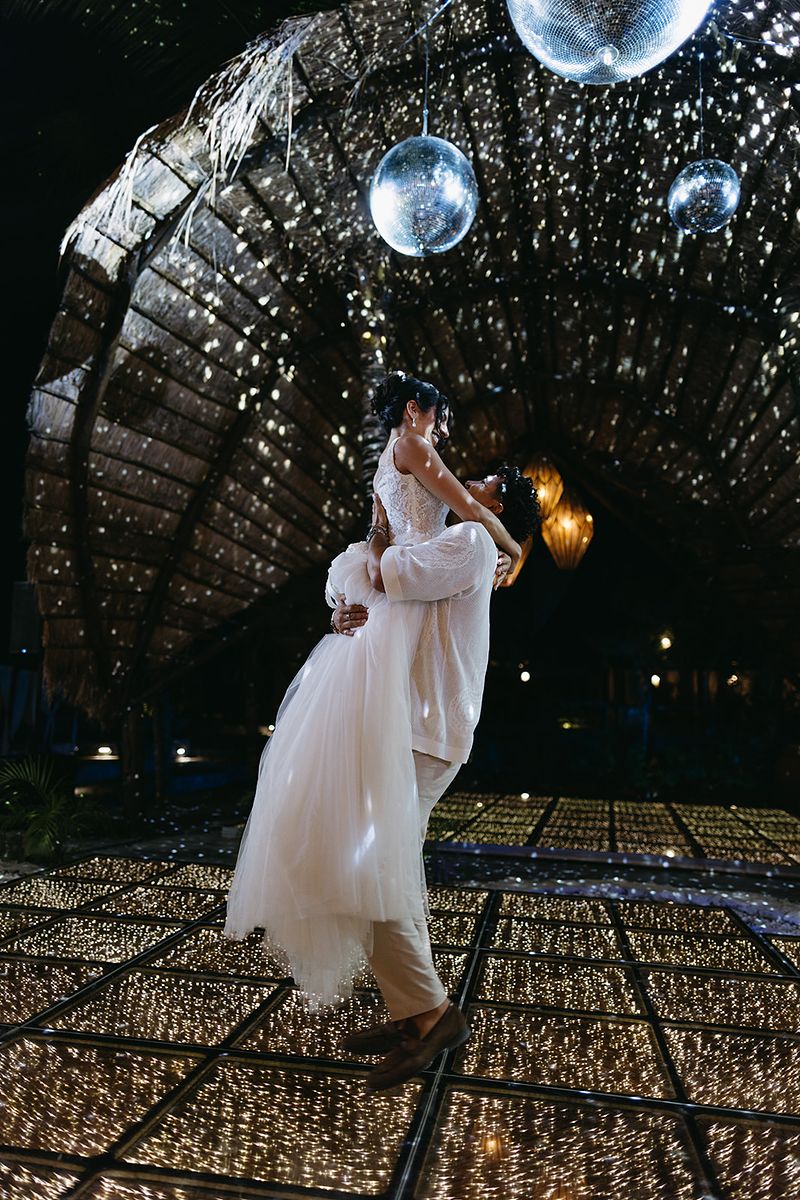 Sapir & Milan · the party