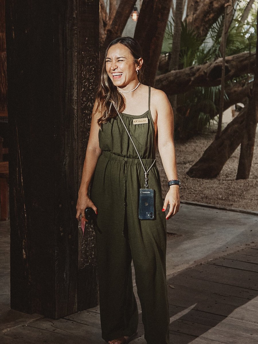 Paulina coordinating the wedding day — Destination Weddings Tulum team